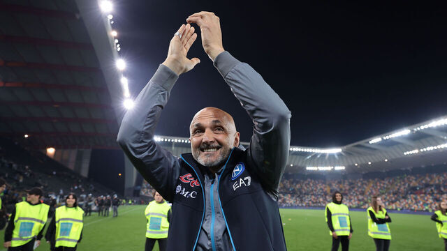 UDINE, ITALY - MAY 04: Luciano Spalletti Head coach of SSC Napoli applauds the fans following the final whistle of the Serie A match between Udinese Calcio and SSC Napoli at Dacia Arena on May 04, 2023 in Udine, Italy.