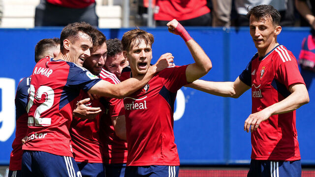 PAMPLONA, SPAIN - APRIL 22: Jon Moncayola of CA Osasuna celebrates with teammates after scoring the team's third goal during the LaLiga Santander match between CA Osasuna and Real Betis at El Sadar Stadium on April 22, 2023 in Pamplona, Spain.