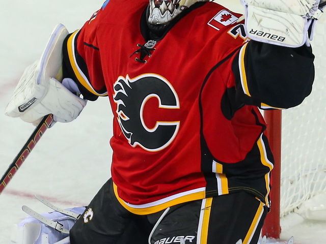 PHOTO: Karri Ramo's new Edgar Allen Poe themed mask is abso…