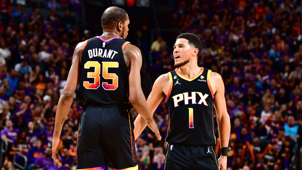 Devin Booker Ties PLAYOFF CAREER-HIGH 47 Points In Suns Game 3 W!