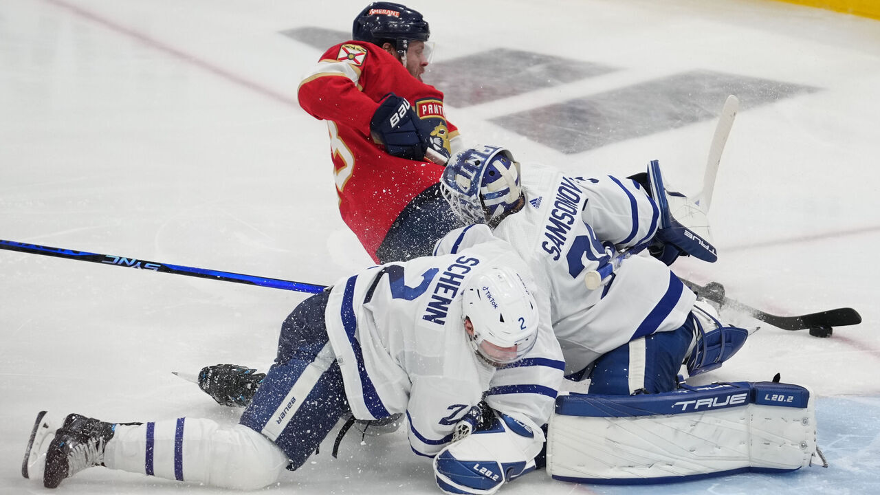 SUNRISE, FL - MAY 07: Toronto Maple Leafs defenseman Luke Schenn (2) slides hard into Toronto Maple Leafs goaltender Ilya Samsonov (35) knocking him out of the game as they try to defends against Florida Panthers center Sam Reinhart (13) in the second period during game three of the Eastern Conference Second Round Playoff game between the Toronto Maple Leafs and the Florida Panthers on Sunday, May 7, 2023 at FLA Live Area, Sunrise, Fla.