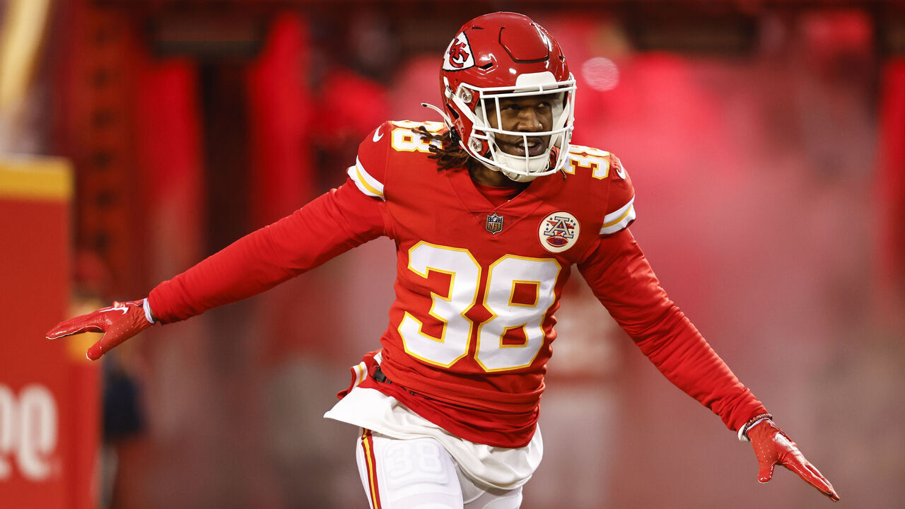 KANSAS CITY, MISSOURI - JANUARY 29: L'Jarius Sneed #38 of the Kansas City Chiefs reacts as he takes the field prior to the AFC Championship NFL football game between the Kansas City Chiefs and the Cincinnati Bengals at GEHA Field at Arrowhead Stadium on January 29, 2023 in Kansas City, Missouri.