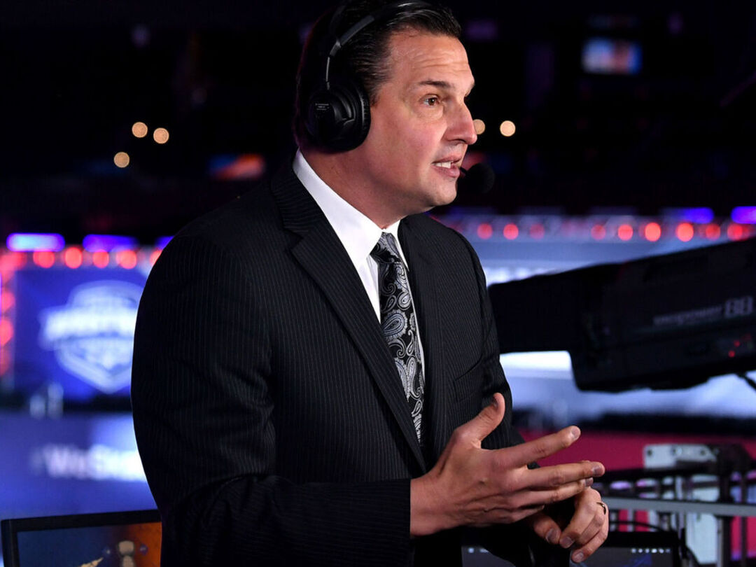 Report: Eddie Olczyk, Keith Jones finalists for Flyers' president job