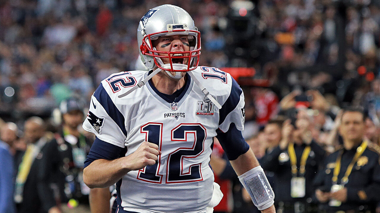 Tom Brady casts a wide shadow over the Patriots' season-opening