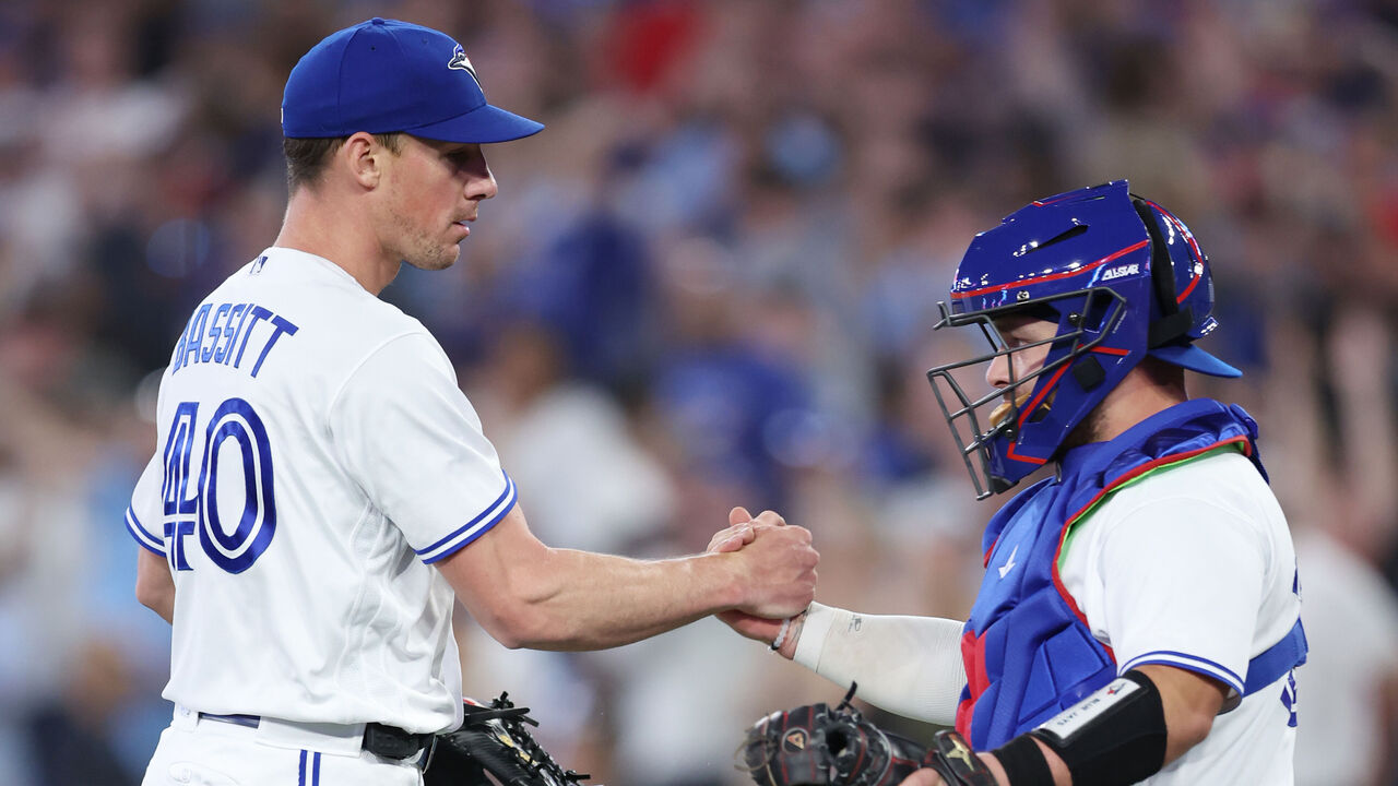 Chris Bassitt throws first career shutout vs. Angels