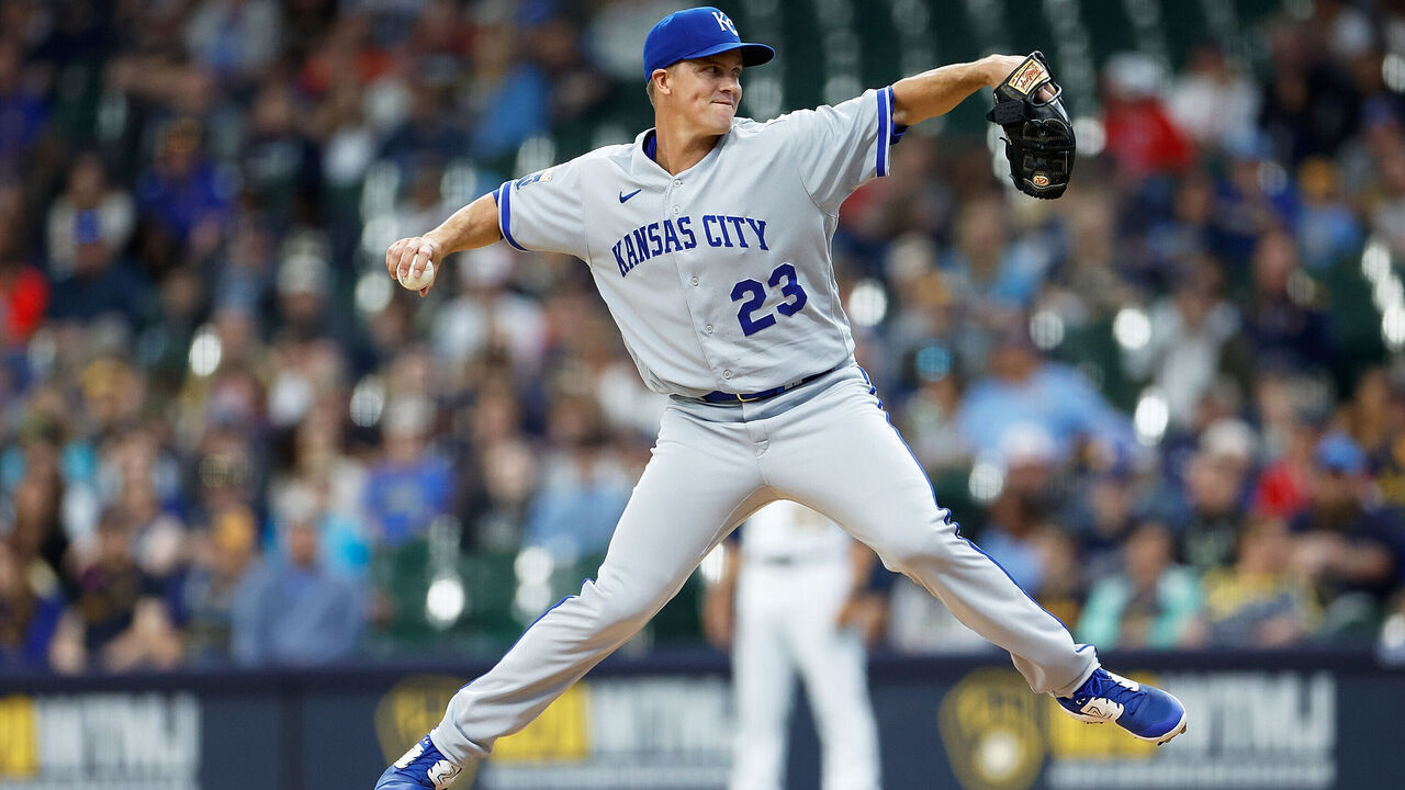 MILWAUKEE, WISCONSIN - MAY 13: Zack Greinke #23 of the Kansas City Royals throws a pitch in the first inning against the Milwaukee Brewers at American Family Field on May 13, 2023 in Milwaukee, Wisconsin.