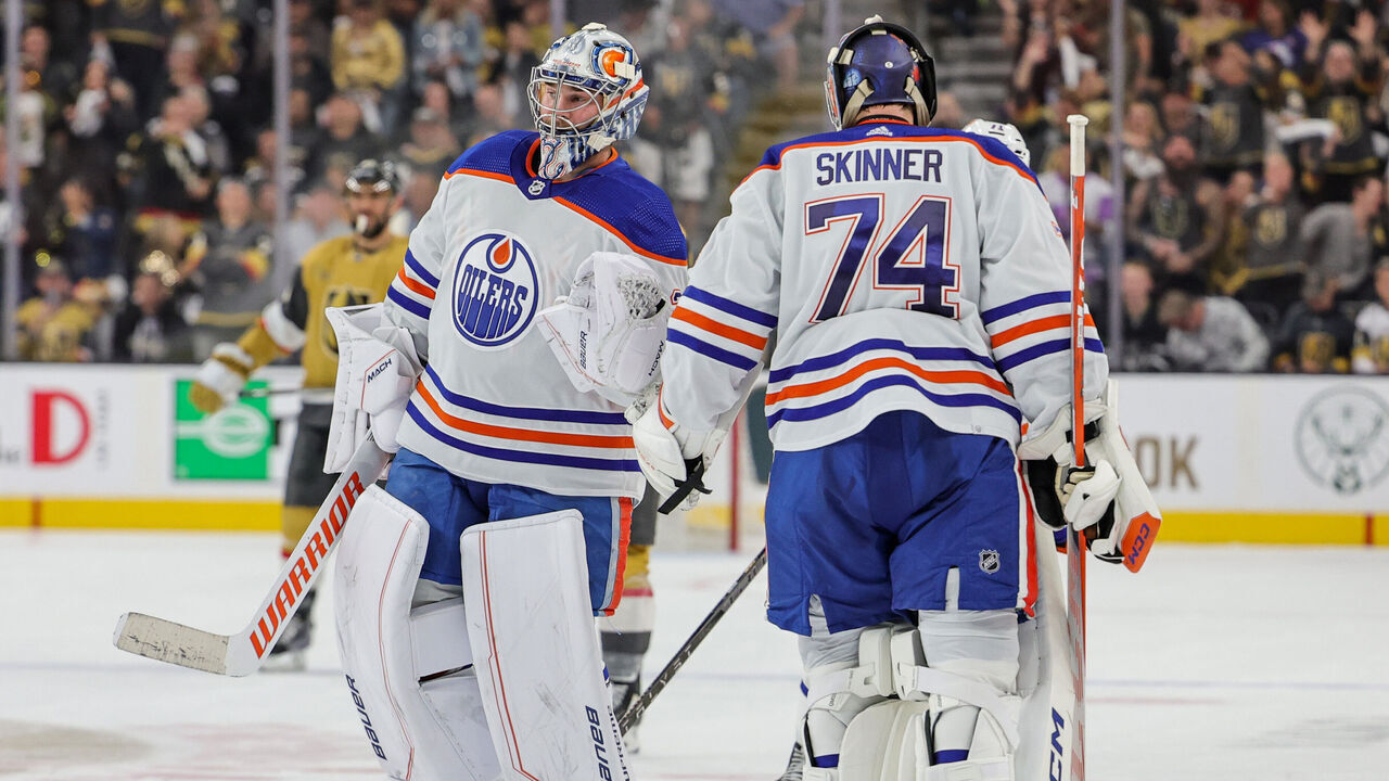 LAS VEGAS, NEVADA - MAY 12: Jack Campbell #36 of the Edmonton Oilers comes into the game to replace Stuart Skinner #74 in the second period of Game Five of the Second Round of the 2023 Stanley Cup Playoffs against the Vegas Golden Knights at T-Mobile Arena on May 12, 2023 in Las Vegas, Nevada. The Golden Knights defeated the Oilers 4-3.
