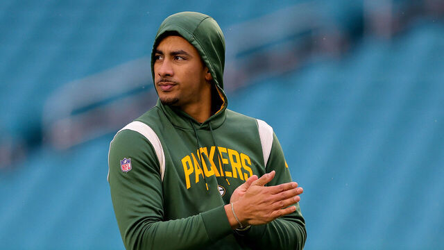 MIAMI GARDENS, FLORIDA - DECEMBER 25: Jordan Love #10 of the Green Bay Packers warms up prior to a game against the Miami Dolphins at Hard Rock Stadium on December 25, 2022 in Miami Gardens, Florida.