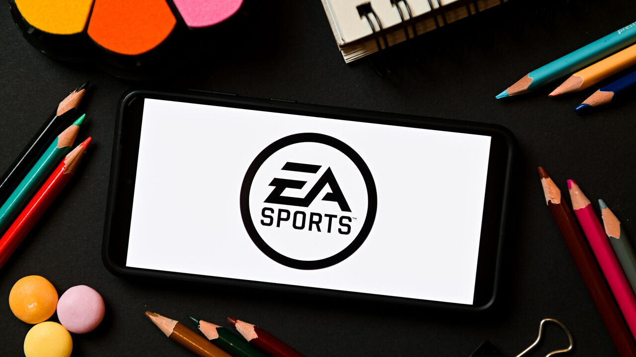 POLAND - 2022/12/17: In this photo illustration a EA Sports logo seen displayed on a smartphone. (Photo Illustration by Mateusz Slodkowski/SOPA Images/LightRocket via Getty Images)