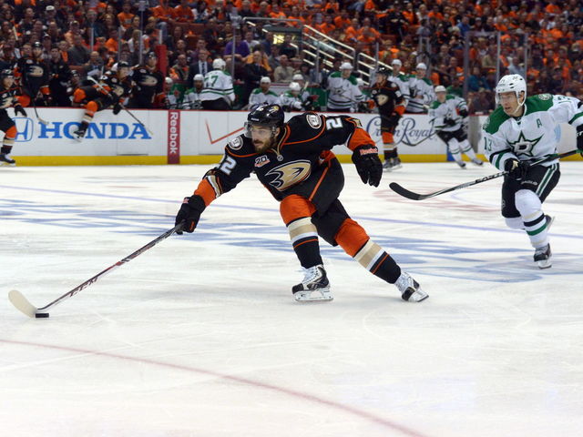 Report: Ducks will not extend qualifying offer to Mathieu Perreault