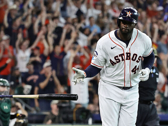 Yordan Alvarez's three-run homer lifts Houston Astros to World