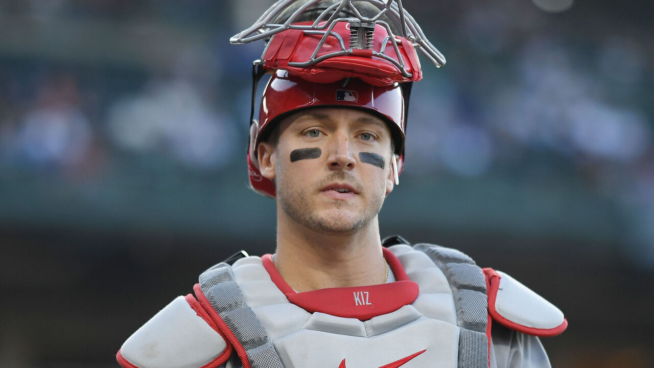 CHICAGO, ILLINOIS - MAY 10: Andrew Knizner #7 of the St. Louis Cardinals during the game against the Chicago Cubs at Wrigley Field on May 10, 2023 in Chicago, Illinois.