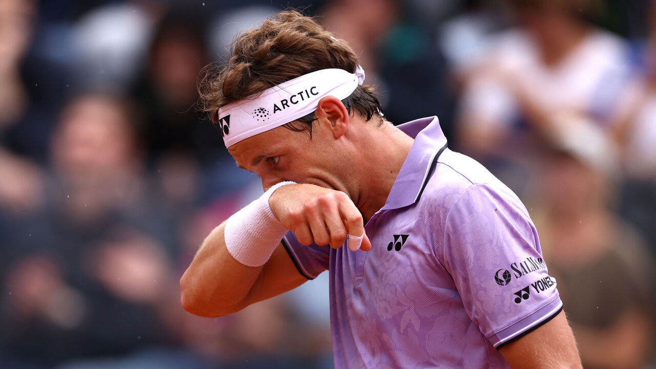 ROME, ITALY - MAY 20: Casper Ruud of Norway reacts to a point in his men's singles semi-final match against Holger Rune of Denmark during day thirteen of the Internazionali BNL D'Italia at Foro Italico on May 20, 2023 in Rome, Italy.