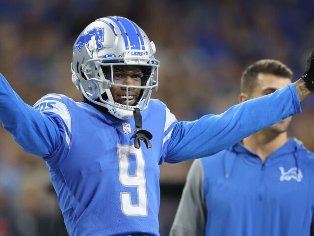 DETROIT, MICHIGAN - DECEMBER 11: Jameson Williams #9 of the Detroit Lions reacts after a play the fourth quarter against the Minnesota Vikings at Ford Field on December 11, 2022 in Detroit, Michigan.