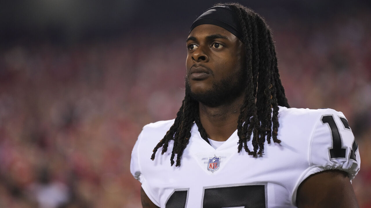 KANSAS CITY, MO - OCTOBER 10: Davante Adams #17 of the Las Vegas Raiders stands for the national anthem against the Kansas City Chiefs at GEHA Field at Arrowhead Stadium on October 10, 2022 in Kansas City, Missouri.