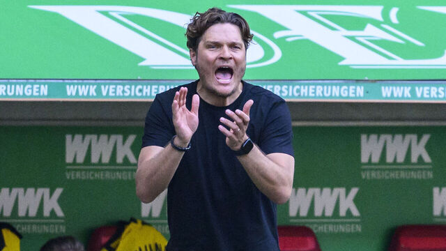 21 May 2023, Bavaria, Augsburg: Soccer: Bundesliga, FC Augsburg - Borussia Dortmund, Matchday 33, WWK Arena. Dortmund coach Edin Terzic gestures. Photo: Tom Weller/dpa - IMPORTANT NOTE: In accordance with the requirements of the DFL Deutsche Fußball Liga and the DFB Deutscher Fußball-Bund, it is prohibited to use or have used photographs taken in the stadium and/or of the match in the form of sequence pictures and/or video-like photo series.