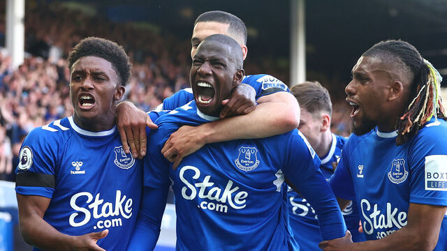 LIVERPOOL, ENGLAND - MAY 28: Abdoulaye Doucoure of Everton celebrates scoring a goal to make the score 1-0 with his team-mates during the Premier League match between Everton FC and AFC Bournemouth at Goodison Park on May 28, 2023 in Liverpool, United Kingdom.