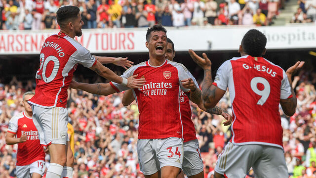 LONDON, ENGLAND - MAY 28: Granit Xhaka of Arsenal celebrates with team mates after scoring their sides first goal during the Premier League match between Arsenal FC and Wolverhampton Wanderers at Emirates Stadium on May 28, 2023 in London, England.