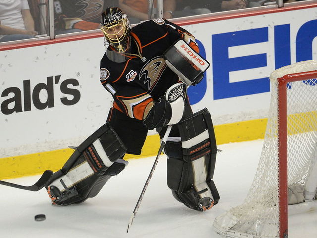 NHL Free Agent Tracker