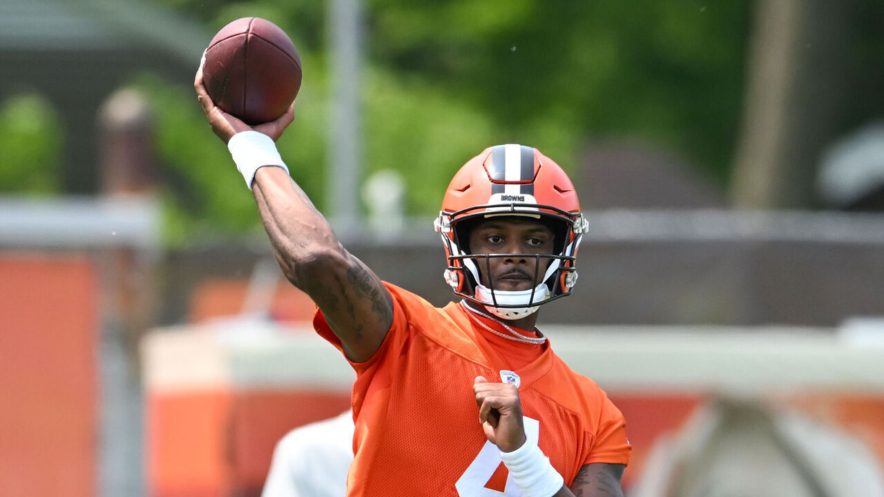 BEREA, OHIO - MAY 24: Deshaun Watson #4 of the Cleveland Browns throws a pass during the Cleveland Browns OTAs at CrossCountry Mortgage Campus on May 24, 2023 in Berea, Ohio.