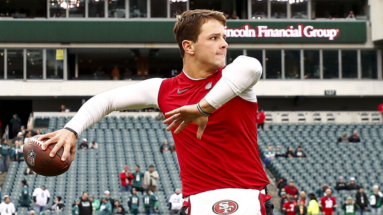 PHILADELPHIA, PA - JANUARY 29: Brock Purdy #13 of the San Francisco 49ers warms up prior to the NFC Championship NFL football game against the Philadelphia Eagles at Lincoln Financial Field on January 29, 2023 in Philadelphia, Pennsylvania.