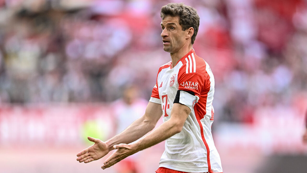 MUNICH, GERMANY - MAY 20: Thomas Mueller of Bayern Muenchen gestures during the Bundesliga match between FC Bayern München and RB Leipzig at Allianz Arena on May 20, 2023 in Munich, Germany.