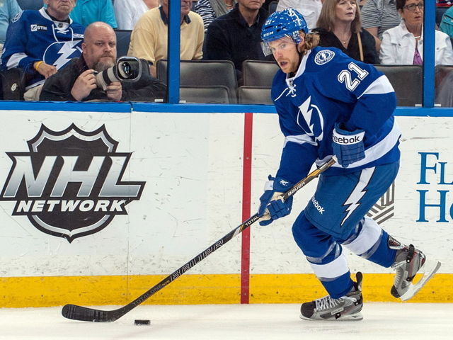 Report: Rangers sign D Mike Kostka to 1-year deal