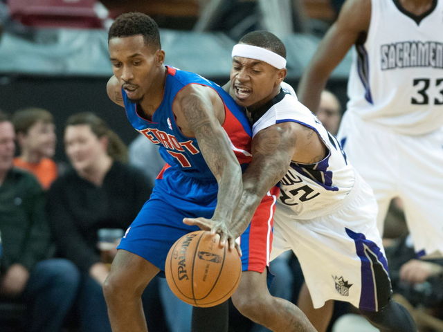 Report: Celtics have reached out to Isaiah Thomas, Kings continue to have interest in Rajon Rondo
