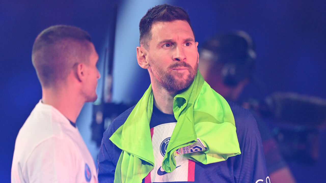 PARIS, FRANCE - JUNE 03: Lionel Messi (C) of Paris Saint - Germain looks on the stand during the 2022-2023 Ligue 1 championship trophy ceremony following the L1 soccer match between Paris Saint-Germain (PSG) and Clermont Foot 63 at Parc des Princes Stadium in Paris, France on June 03, 2023.