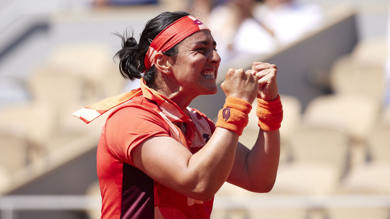 PARIS, FRANCE - JUNE 05: Ons Jabeur of Tunisia celebrates winning match point against Bernarda Pera of United States during the Women's Singles Fourth Round match on Day Nine of the 2023 French Open at Roland Garros on June 05, 2023 in Paris, France.