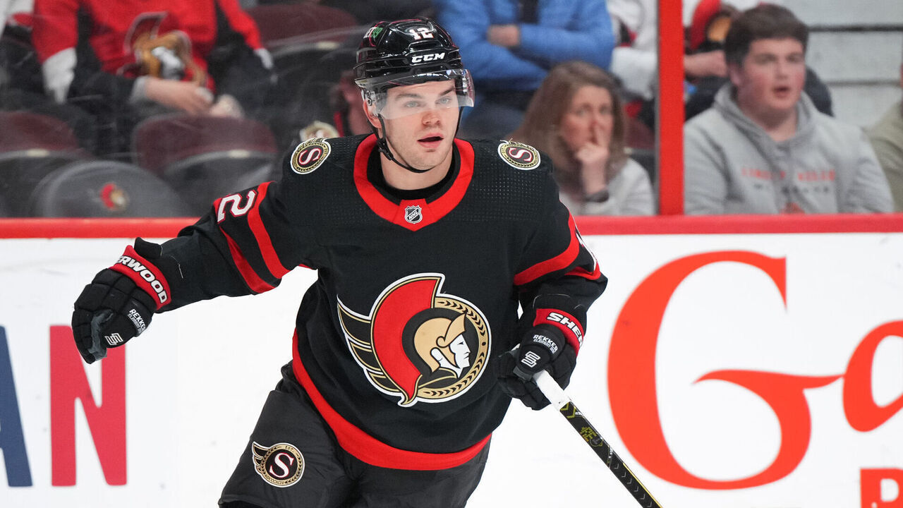OTTAWA, CANADA - MARCH 30: Alex DeBrincat #12 of the Ottawa Senators skates against the Philadelphia Flyers at Canadian Tire Centre on March 30, 2023 in Ottawa, Ontario, Canada.