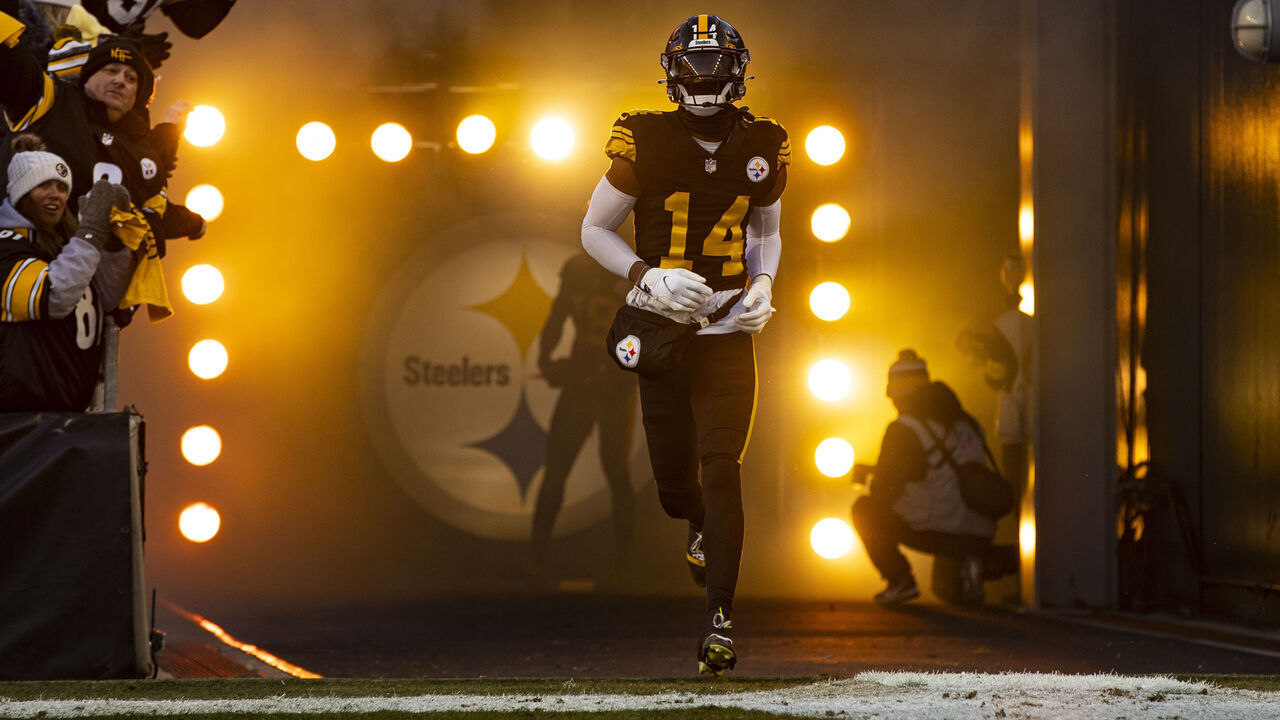 PITTSBURGH, PA - NOVEMBER 20: Pittsburgh Steelers wide receiver George Pickens (14) is announced during the national football league game between the Cincinnati Bengals and the Pittsburgh Steelers on November 20, 2022 at Acrisure Stadium in Pittsburgh, PA.