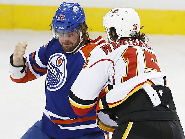 Report: Oilers Gazdic to 2-year, $1.6-million contract extension