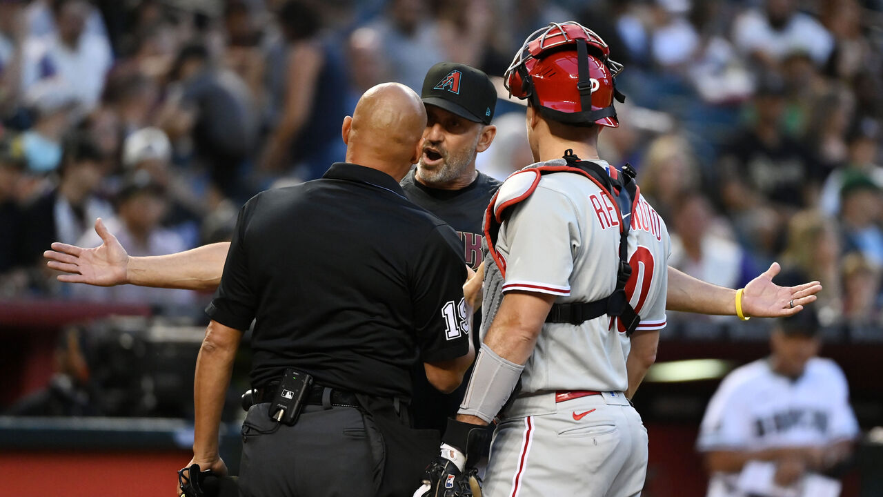 Arizona manager Lovullo ejected after Phillies hit Carroll in consecutive  at-bats - The San Diego Union-Tribune