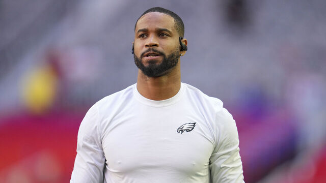 GLENDALE, AZ - FEBRUARY 12: Darius Slay #2 of the Philadelphia Eagles warms up against the Kansas City Chiefs prior to Super Bowl LVII at State Farm Stadium on February 12, 2023 in Glendale, Arizona.