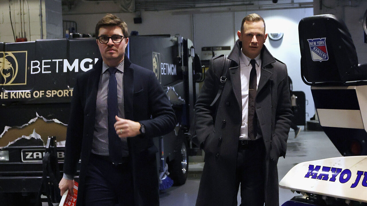 NEW YORK, NEW YORK - DECEMBER 15: (L-R) Kyle Dubas and Jason Spezza of the Toronto Maple Leafs arrive for the game against the New York Rangers at Madison Square Garden on December 15, 2022 in New York City.