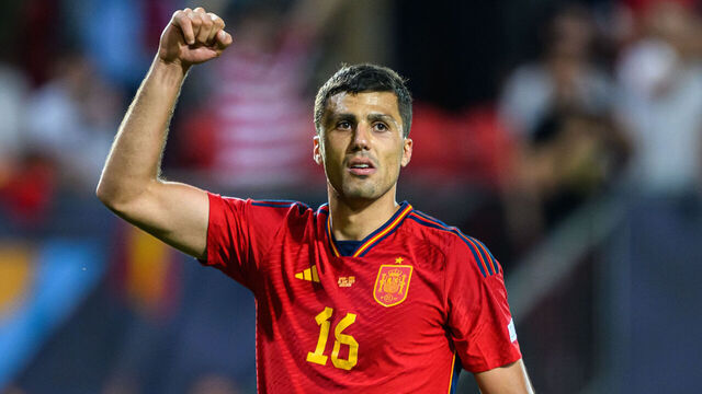 ENSCHEDE, NETHERLANDS - JUNE 15: Rodri of Spanien celebrates his team's win after the UEFA Nations League 2022/23 semifinal match between Spain and Italy at FC Twente Stadium on June 15, 2023 in Enschede, Netherlands.