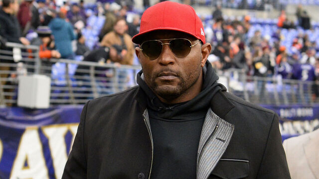 BALTIMORE, MD - DECEMBER 30, 2018: Hall of Fame linebacker Ray Lewis on the field prior to a game between the Cleveland Browns and Baltimore Ravens on December 30, 2018 at M&T Bank Stadium in Baltimore, Maryland. Baltimore won 26-24. (Photo by: 2018 Nick Cammett/Diamond Images/Getty Images)