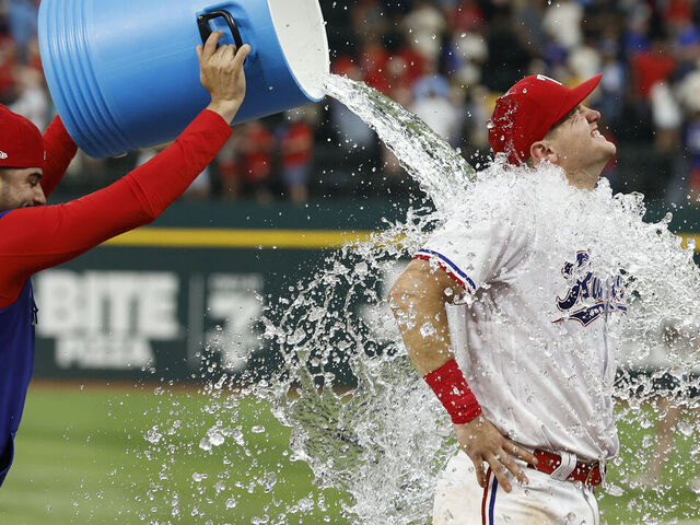 Jung, Heim hit back-to-back homers, García shines on defense as Rangers  beat Jays 4-2