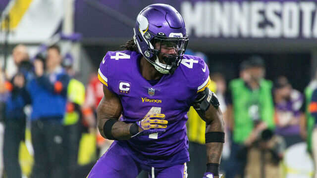 MINNEAPOLIS, MN - JANUARY 15: Minnesota Vikings running back Dalvin Cook (4) looks on during the NFL game between the New York Giants and Minnesota Vikings on January 15th, 2023, at U.S. Bank Stadium in Minneapolis, MN.