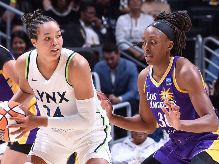 Collier helps Lynx beat Sparks for 3rd time in 9 days | theScore.com