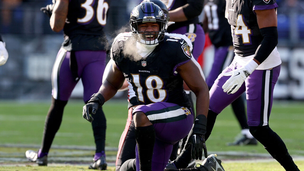 BALTIMORE, MARYLAND - DECEMBER 24: Roquan Smith #18 of the Baltimore Ravens celebrates after a play against the Atlanta Falcons during the first half of the game at M&T Bank Stadium on December 24, 2022 in Baltimore, Maryland.