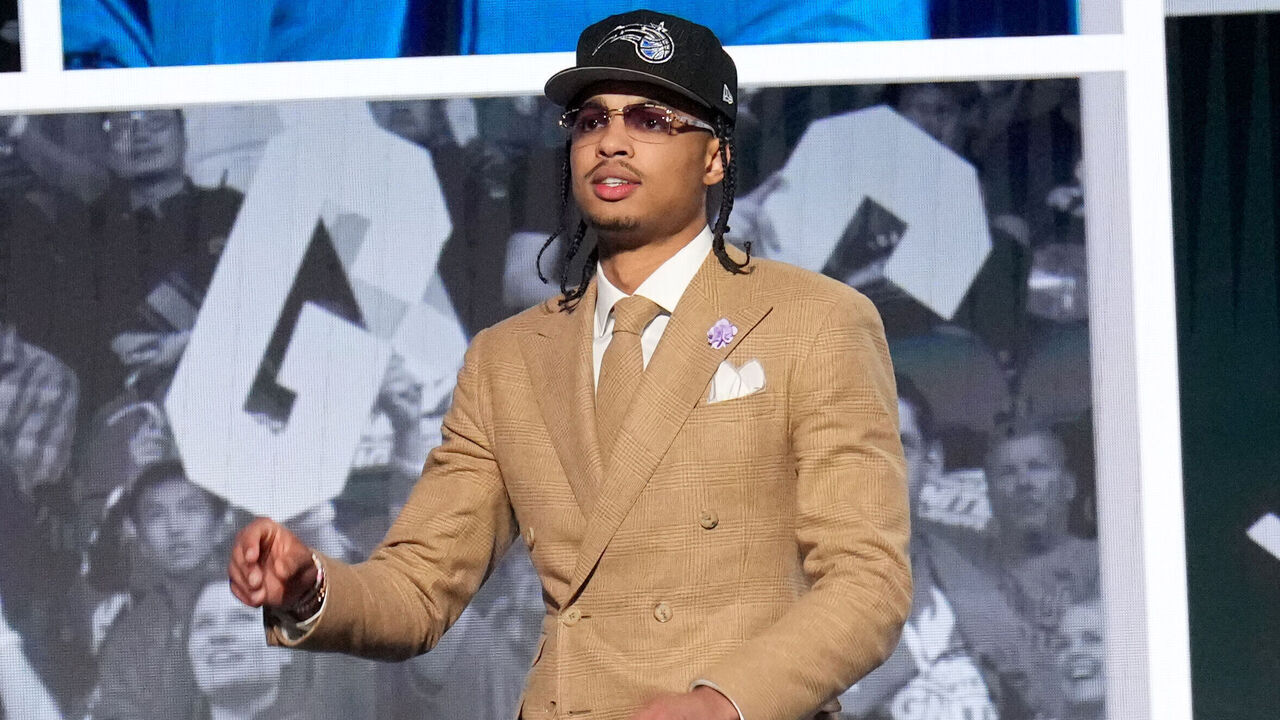 BROOKLYN, NY - JUNE 22: Jett Howard looks on after being selected by the Orlando Magic during the 2023 NBA Draft on June 22, 2023 at Barclays Center in Brooklyn, New York. Mandatory Copyright Notice: Copyright 2023 NBAE