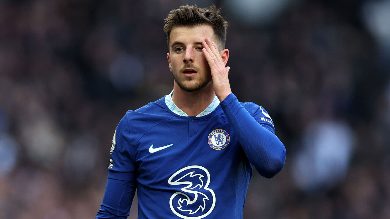 LONDON, ENGLAND - FEBRUARY 26: Mason Mount of Chelsea reacts during the Premier League match between Tottenham Hotspur and Chelsea FC at Tottenham Hotspur Stadium on February 26, 2023 in London, England.