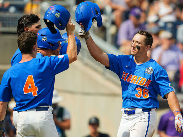 Florida sets College World Series record for runs with 24-4 win