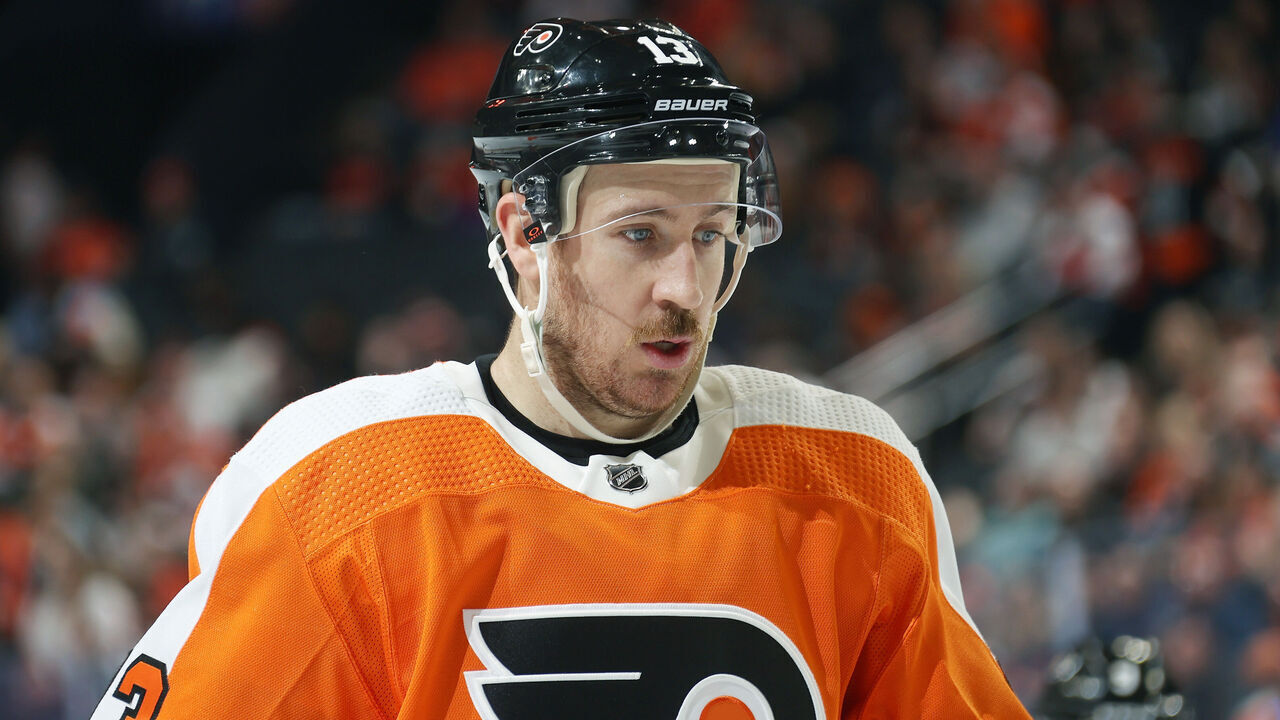 PHILADELPHIA, PENNSYLVANIA - APRIL 11: Kevin Hayes #13 of the Philadelphia Flyers looks on prior to a face-off against the Columbus Blue Jackets at the Wells Fargo Center on April 11, 2023 in Philadelphia, Pennsylvania.
