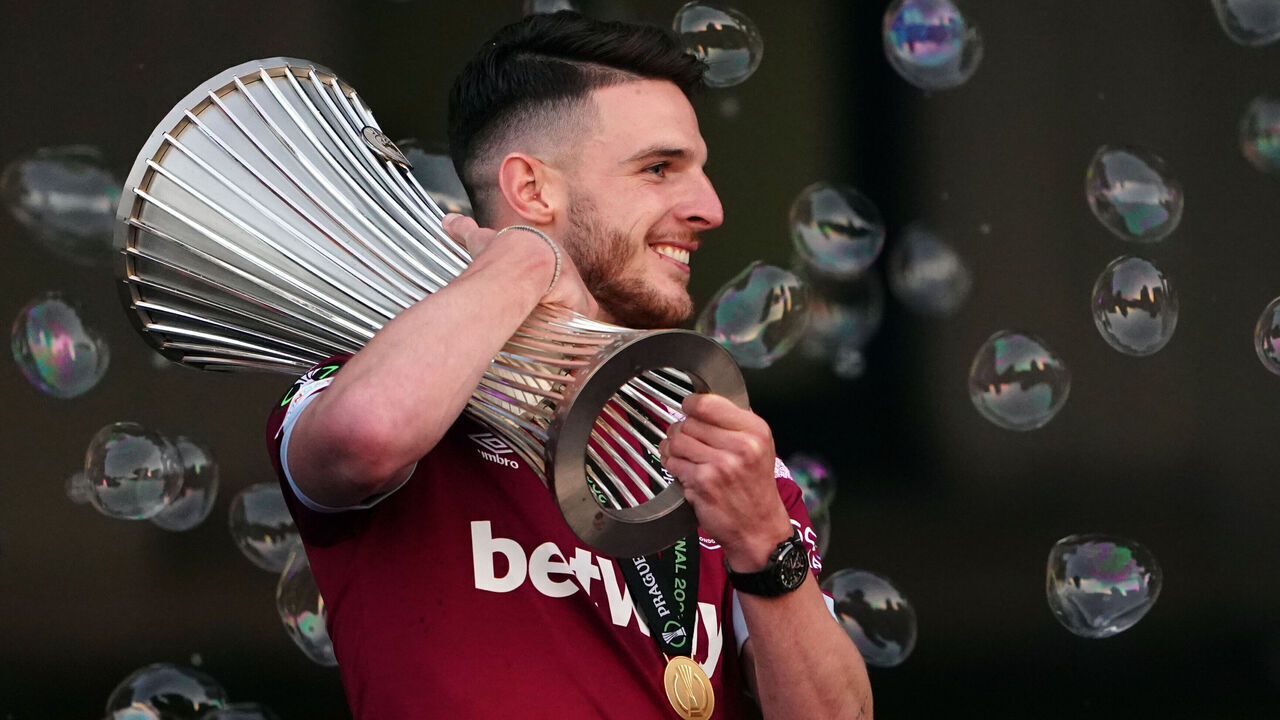 West Ham United's Declan Rice celebrates with the trophy at the Old Town Hall in Stratford, London, following Wednesday's 2-1 victory over Fiorentina in the Europa Conference League final and ended their 43-year wait for a trophy. Picture date: Thursday June 8, 2023.