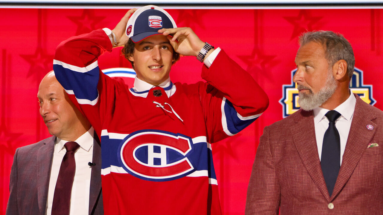 NASHVILLE, TENNESSEE - JUNE 28: David Reinbacher is selected by the Montréal Canadiens with the fifth overall pick during round one of the 2023 Upper Deck NHL Draft at Bridgestone Arena on June 28, 2023 in Nashville, Tennessee.