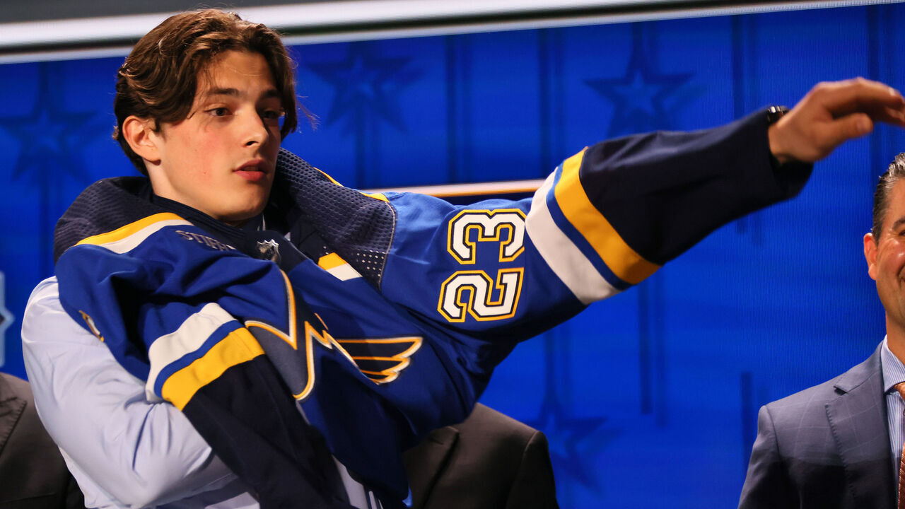 NASHVILLE, TENNESSEE - JUNE 28: Dalibor Dvorsky is selected by the St. Louis Blues with the tenth overall pick during round one of the 2023 Upper Deck NHL Draft at Bridgestone Arena on June 28, 2023 in Nashville, Tennessee.