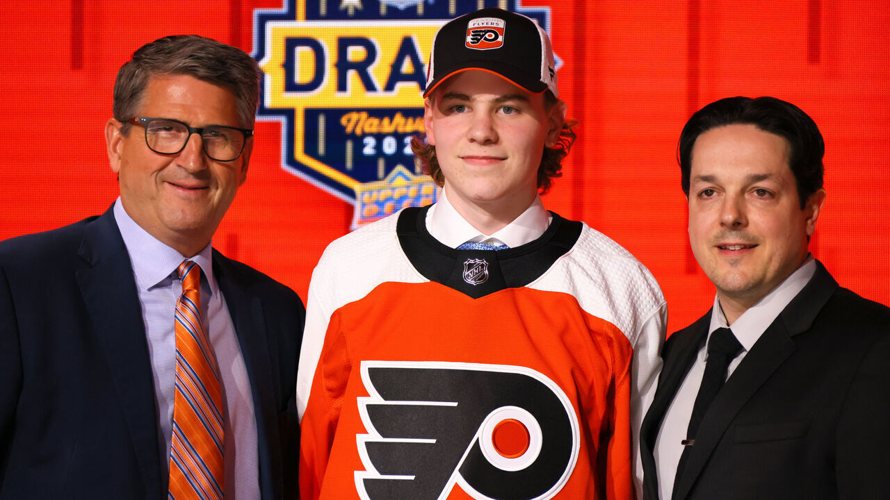 NASHVILLE, TENNESSEE - JUNE 28: Oliver Bonk is selected by the Philadelphia Flyers with the 22nd overall pick during round one of the 2023 Upper Deck NHL Draft at Bridgestone Arena on June 28, 2023 in Nashville, Tennessee.
